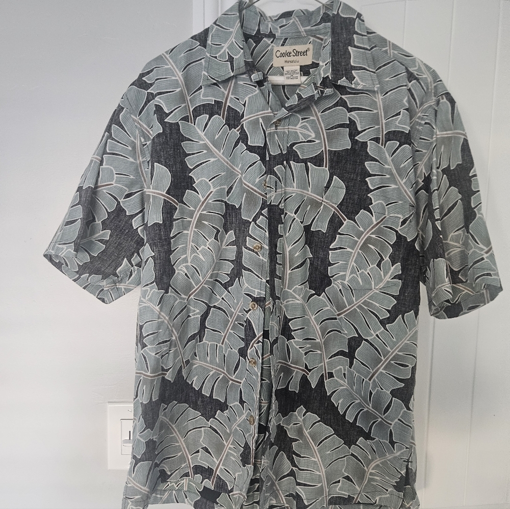 Cooke Street Hawaiian Shirt Size M